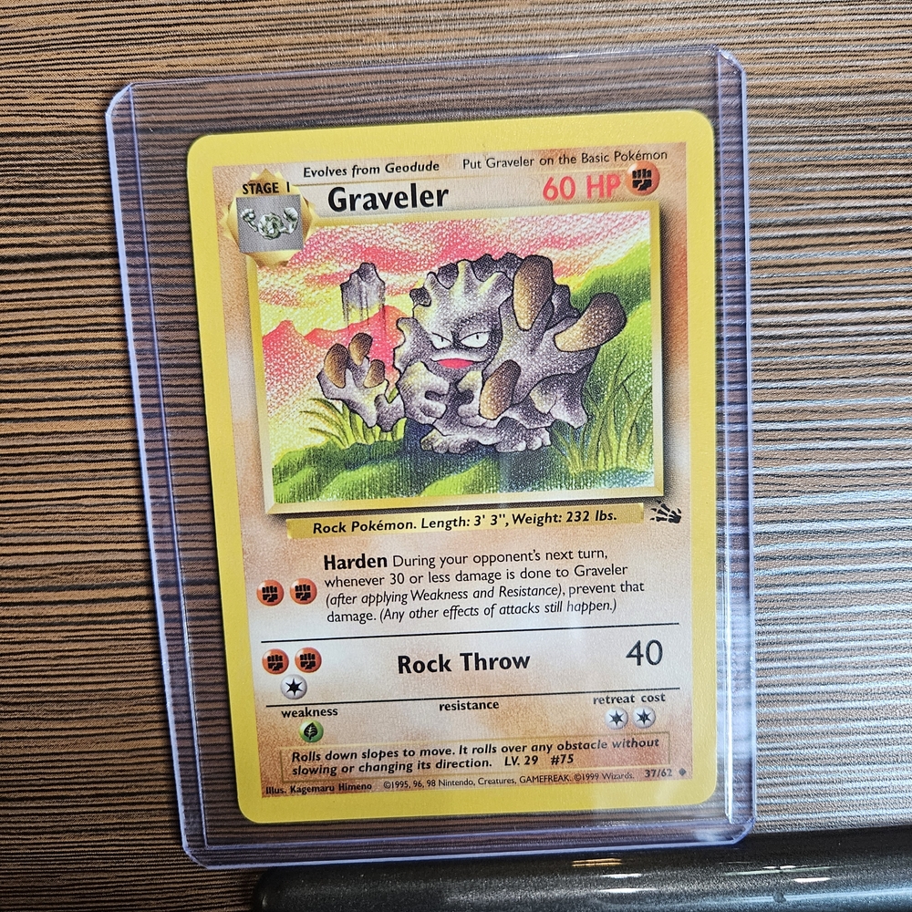 Pokemon Graveler 37/62 Fossil Trading Card